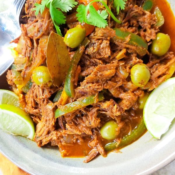 Carne Deshebrada (Shredded Beef)